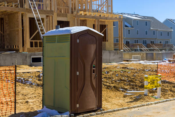 Portable Restroom Setup and Delivery in Briarcliff Manor, NY