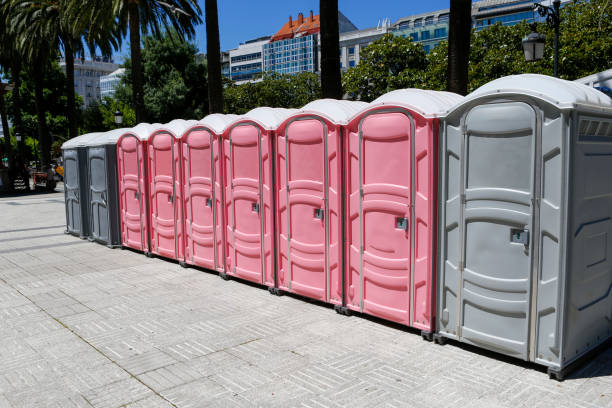 Best Portable Restroom Maintenance and Cleaning  in Briarcliff Manor, NY